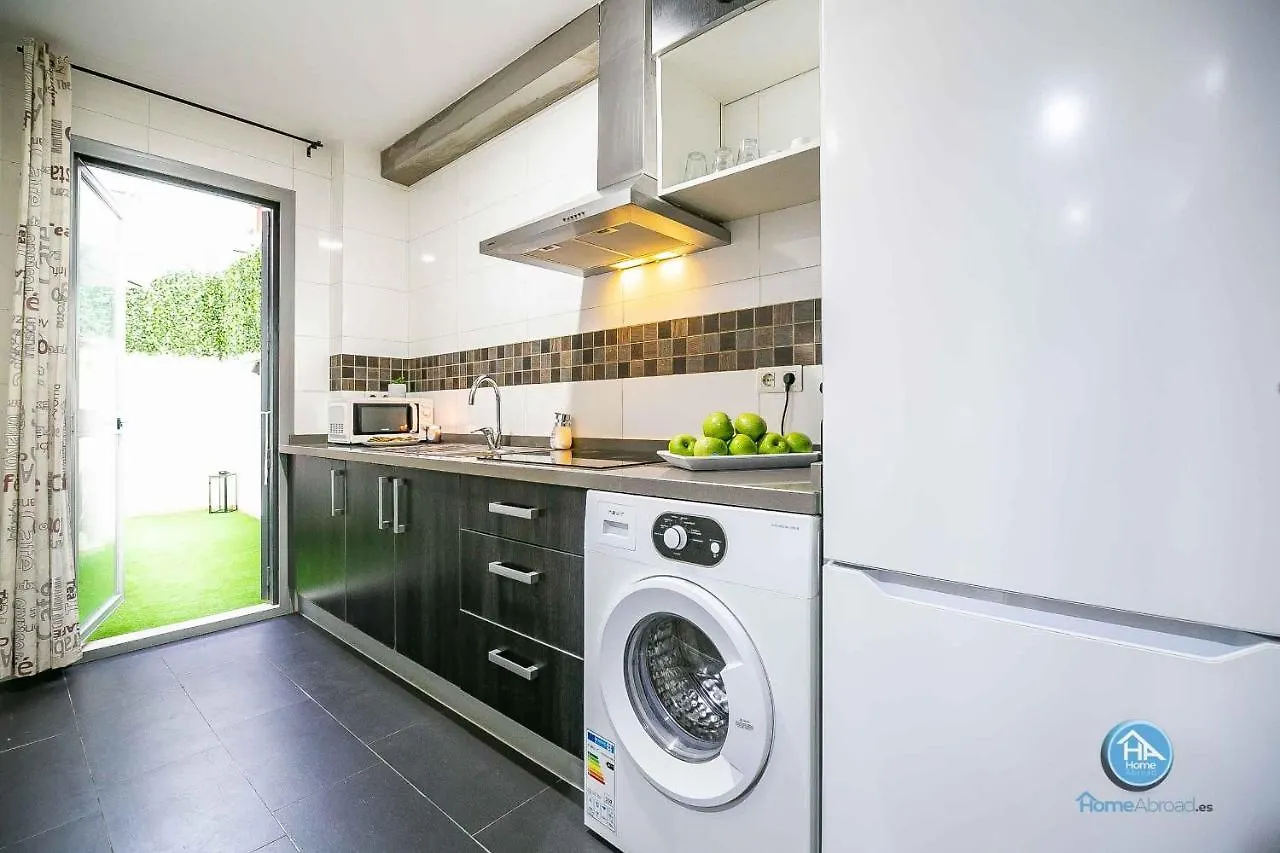 Apartment Bajo Urbano Boutique En Carlos Haya Con Terraza Y Parking Malaga
