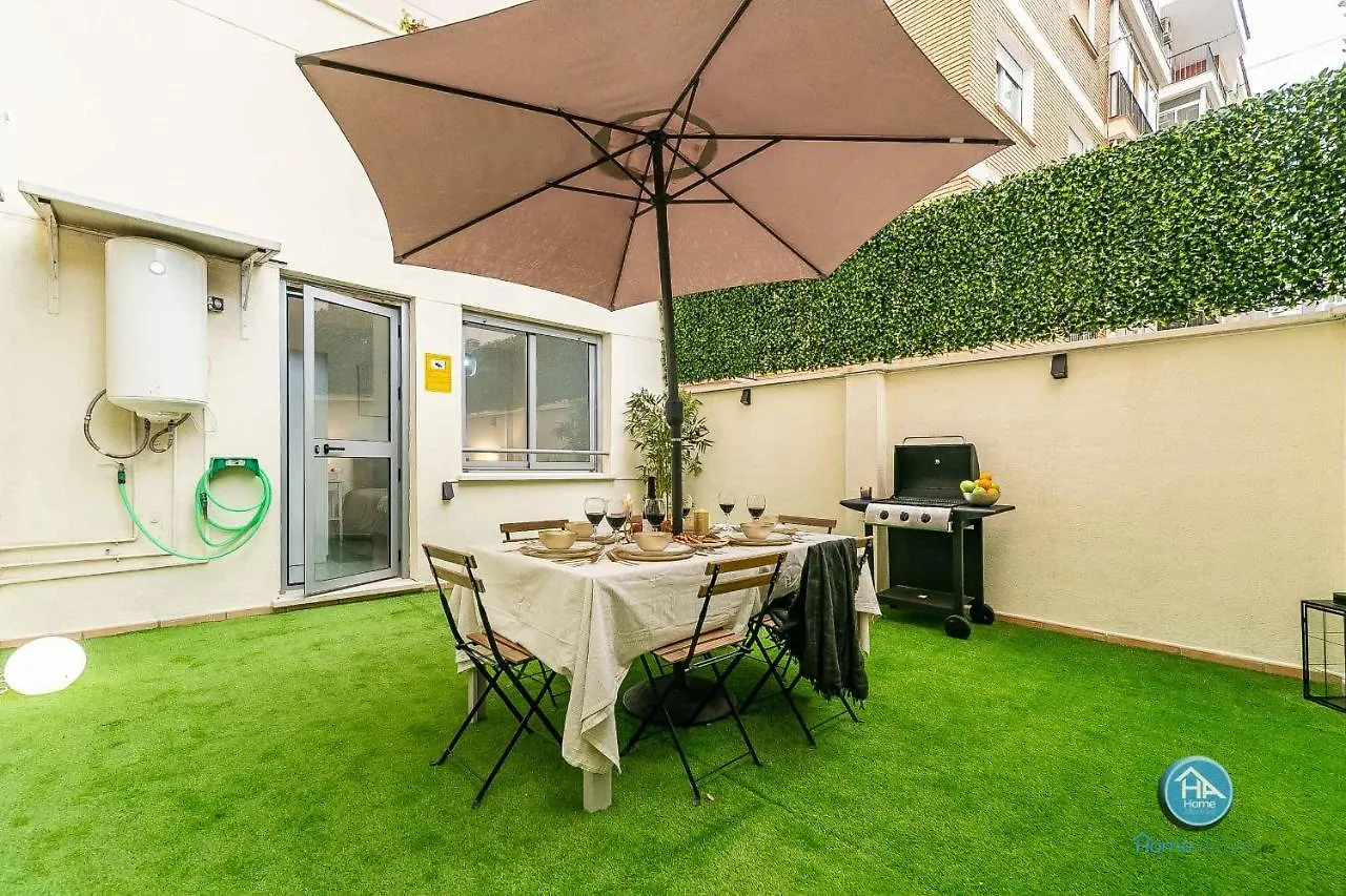 Bajo Urbano Boutique En Carlos Haya Con Terraza Y Parking Malaga Spain